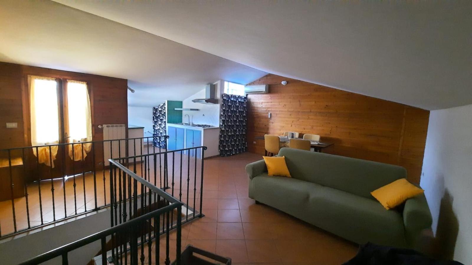 La Mansarda Apartment ฟิลยีเน วัลดาร์โน ภายนอก รูปภาพ